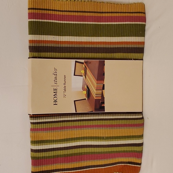 72" Stripe Table Runner - Picture 2 of 7